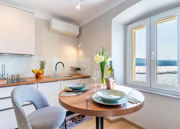 Bella Vista * Cres